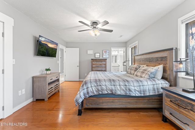 3461 Lost Branch Rd, Sevierville, TN 37862