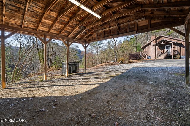 3461 Lost Branch Rd, Sevierville, TN 37862