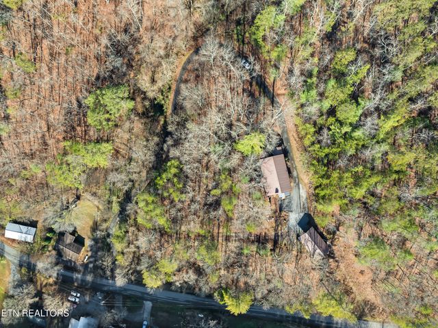 3461 Lost Branch Rd, Sevierville, TN 37862