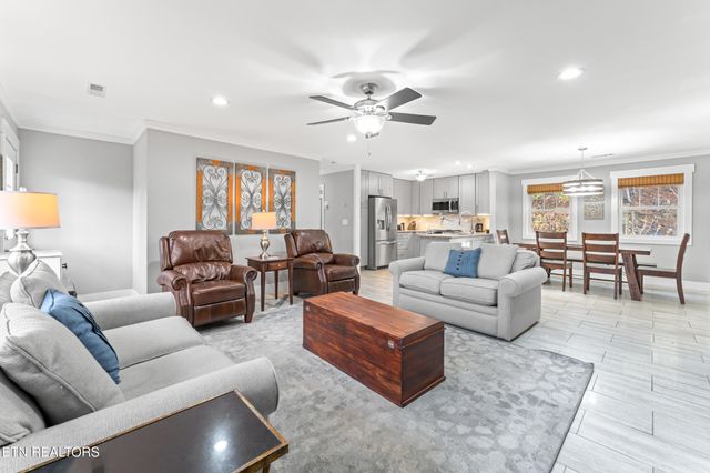 3461 Lost Branch Rd, Sevierville, TN 37862