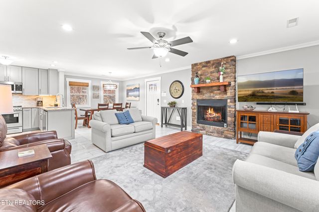 3461 Lost Branch Rd, Sevierville, TN 37862