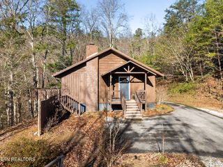 3461 Lost Branch Rd, Sevierville, TN 37862