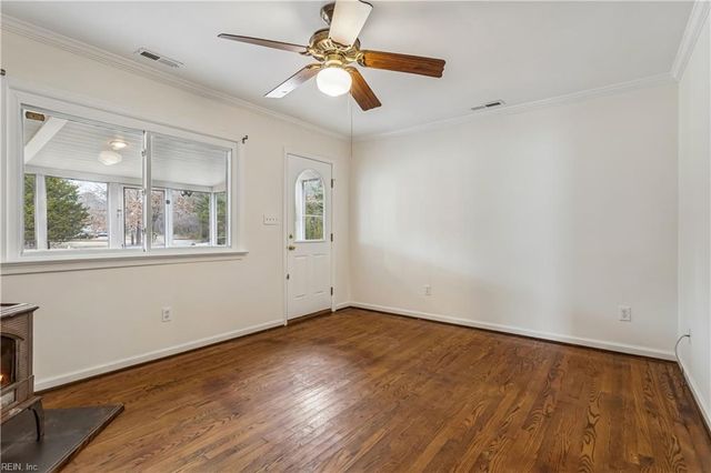 501 Wildey RD, Seaford, VA 23696