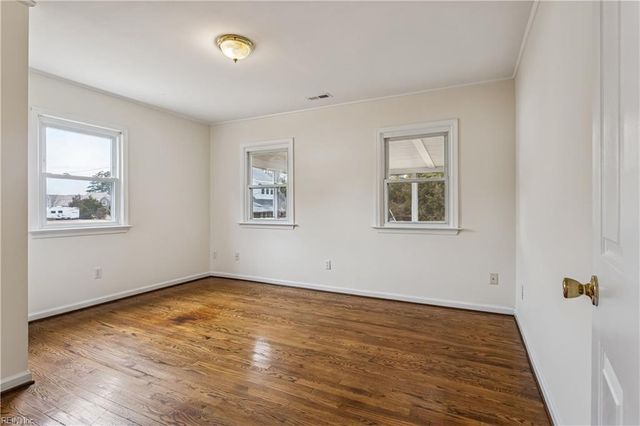 501 Wildey RD, Seaford, VA 23696