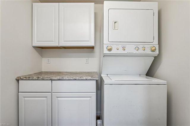 501 Wildey RD, Seaford, VA 23696