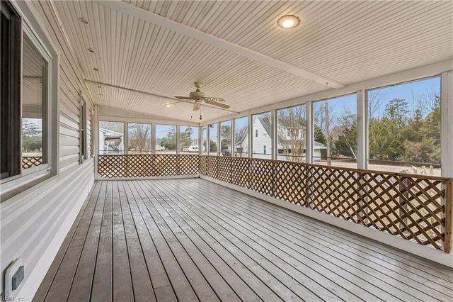 501 Wildey RD, Seaford, VA 23696