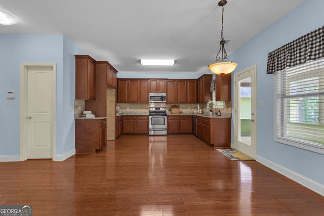 495 George Coggin Road, Newnan, GA 30265
