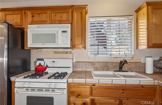 2136 3rd, Big Bear City, CA 92314