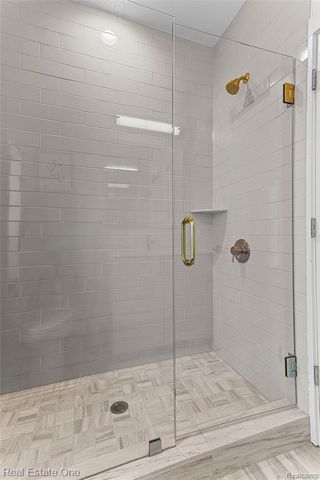 2837 Brush, Detroit, MI 48322