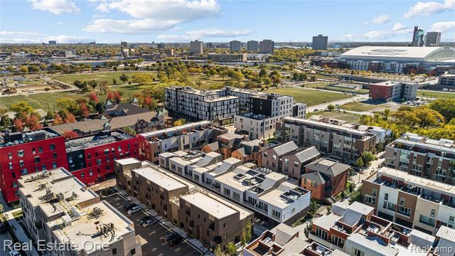 2837 Brush, Detroit, MI 48322