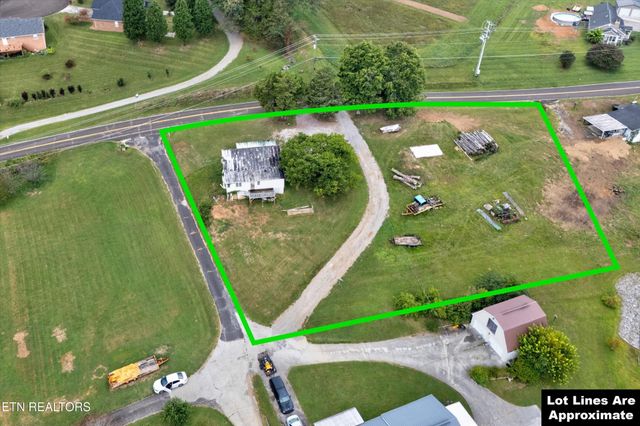 7944 Hill Rd, Knoxville, TN 37938