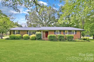 13128 Blacksmith Court, Matthews, NC 28105