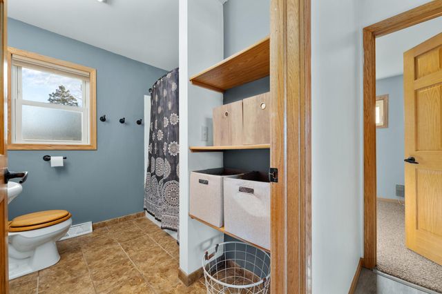 305 S Clark Street, Thorp, WI 54771