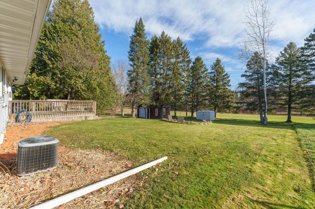 305 S Clark Street, Thorp, WI 54771