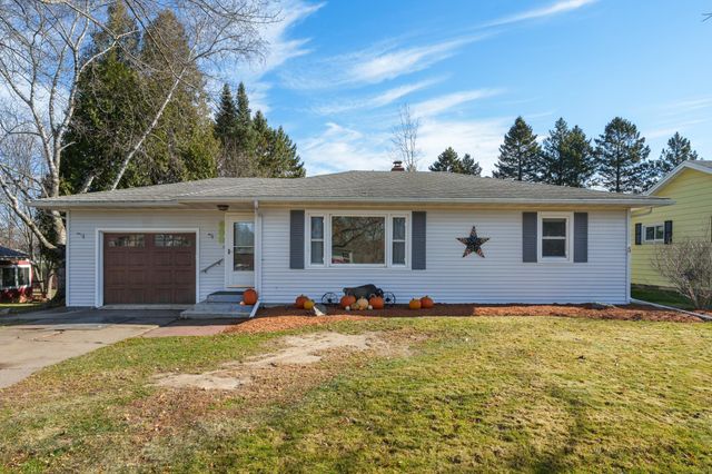 305 S Clark Street, Thorp, WI 54771