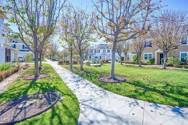 872 Fitzgerald Avenue, Ventura, CA 93003