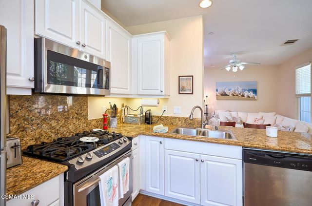 872 Fitzgerald Avenue, Ventura, CA 93003