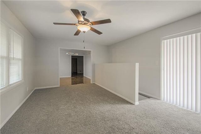 8219 E 85th Terrace, Raytown, MO 64138