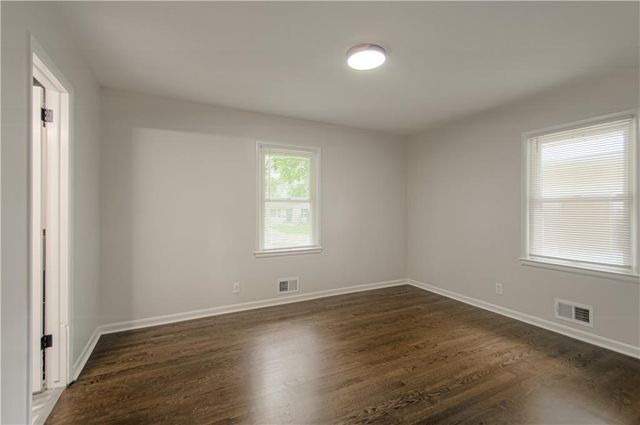 8219 E 85th Terrace, Raytown, MO 64138