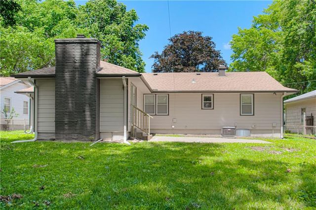 8219 E 85th Terrace, Raytown, MO 64138