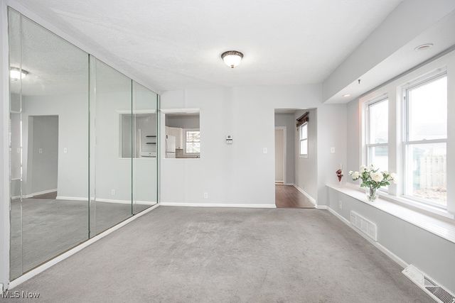 11915 Franklin Boulevard, Lakewood, OH 44107