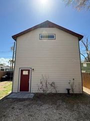 2448 4TH AVENUE N 1/2, St Petersburg, FL 33713