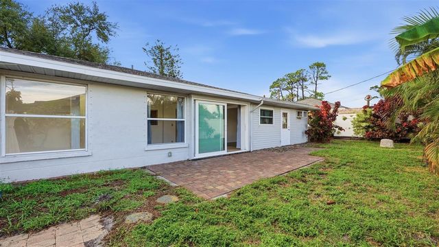 1329 NANTUCKET ROAD, Venice, FL 34293