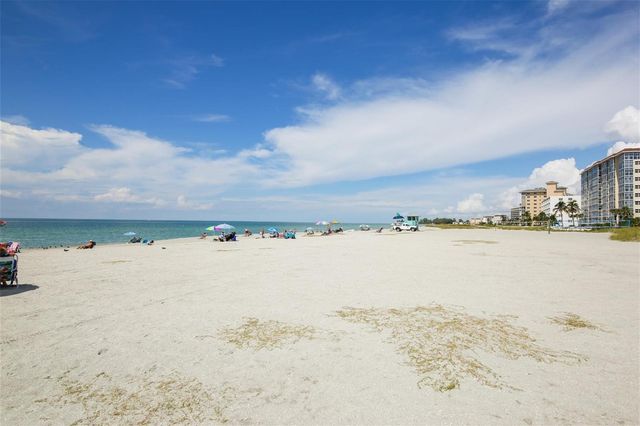 1329 NANTUCKET ROAD, Venice, FL 34293