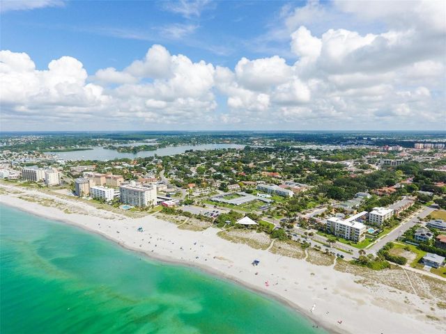 1329 NANTUCKET ROAD, Venice, FL 34293