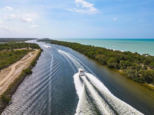 1329 NANTUCKET ROAD, Venice, FL 34293