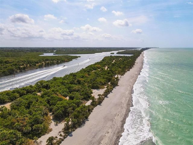 1329 NANTUCKET ROAD, Venice, FL 34293