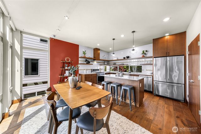 2645 NW 63rd Street, Seattle, WA 98107
