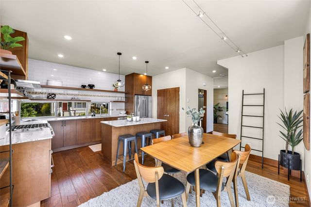 2645 NW 63rd Street, Seattle, WA 98107