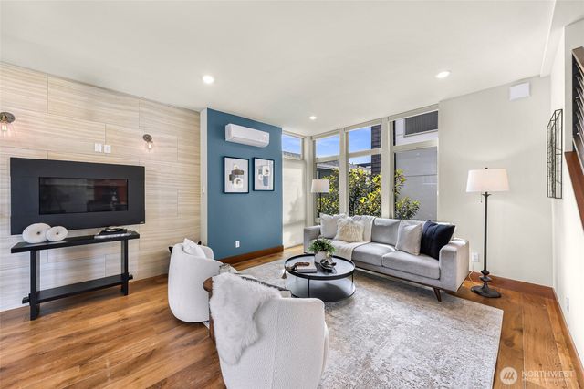 2645 NW 63rd Street, Seattle, WA 98107