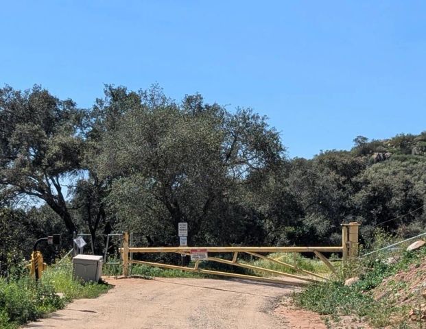 3333 Suncrest Boulevard, El Cajon, CA 92021