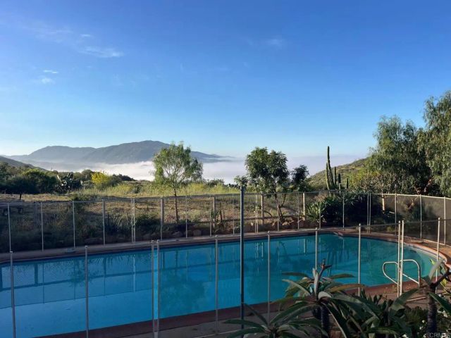 3333 Suncrest Boulevard, El Cajon, CA 92021