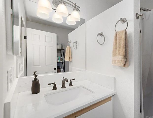 3333 Suncrest Boulevard, El Cajon, CA 92021