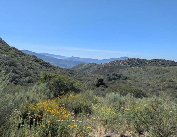 3333 Suncrest Boulevard, El Cajon, CA 92021