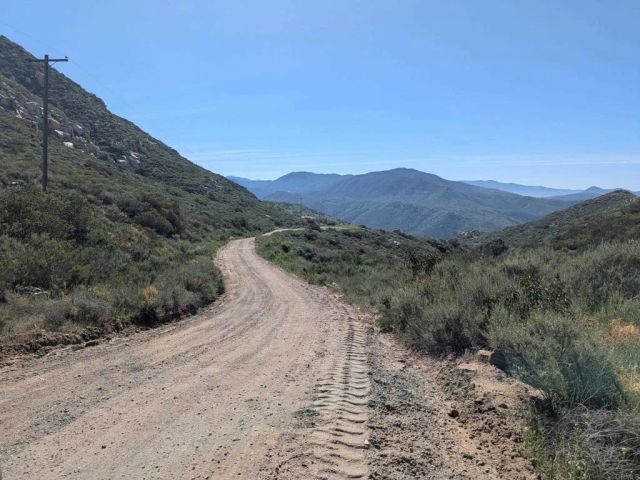 3333 Suncrest Boulevard, El Cajon, CA 92021