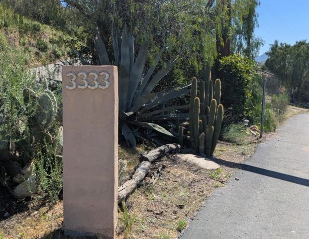 3333 Suncrest Boulevard, El Cajon, CA 92021