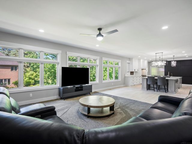 3708 Riverview Terrace N Road, East China Twp, MI 48054