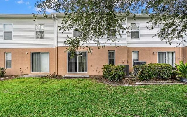 9836 ASHBURN LAKE DRIVE, Tampa, FL 33610