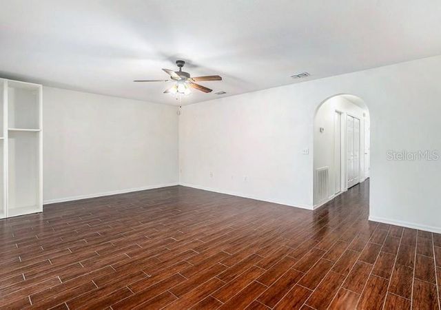 9836 ASHBURN LAKE DRIVE, Tampa, FL 33610