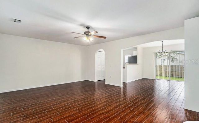9836 ASHBURN LAKE DRIVE, Tampa, FL 33610