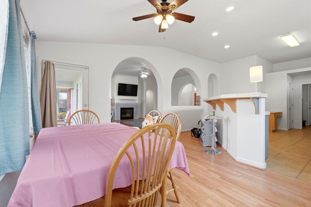 Image 18 of property listing at 21389 S Haslem, Riverdale, CA 93656