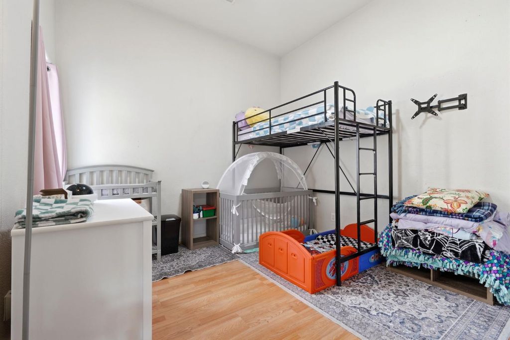 Image 27 of property listing at 21389 S Haslem, Riverdale, CA 93656