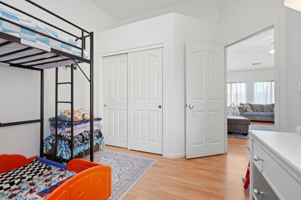 Image 28 of property listing at 21389 S Haslem, Riverdale, CA 93656