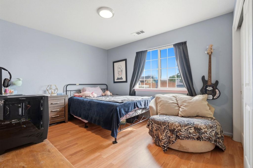 Image 29 of property listing at 21389 S Haslem, Riverdale, CA 93656