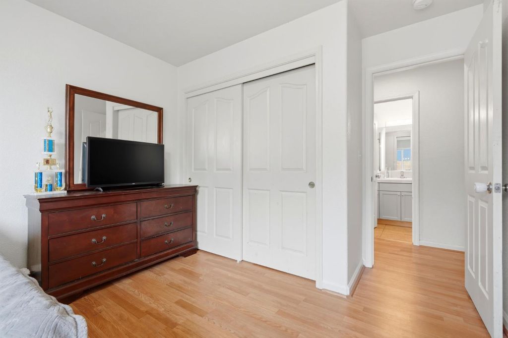 Image 33 of property listing at 21389 S Haslem, Riverdale, CA 93656