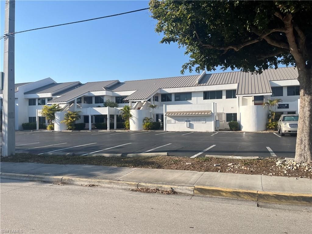 2804 Del Prado BLVD S 106, CAPE CORAL, FL 33904 — photo 2